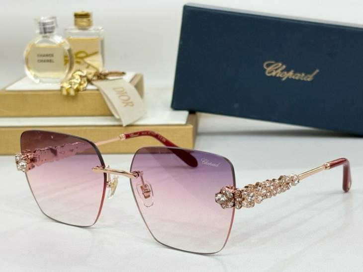 Picture of Chopard Sunglasses _SKUfw60756128fw